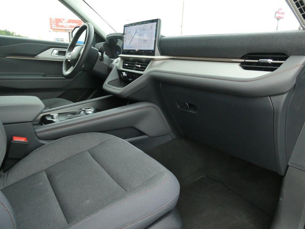 2026 Ford Explorer Active w/100A Pkg 4WD
