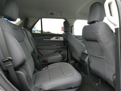 2026 Ford Explorer Active w/100A Pkg 4WD