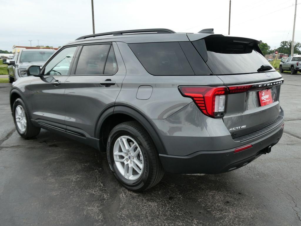 2026 Ford Explorer Active w/100A Pkg 4WD