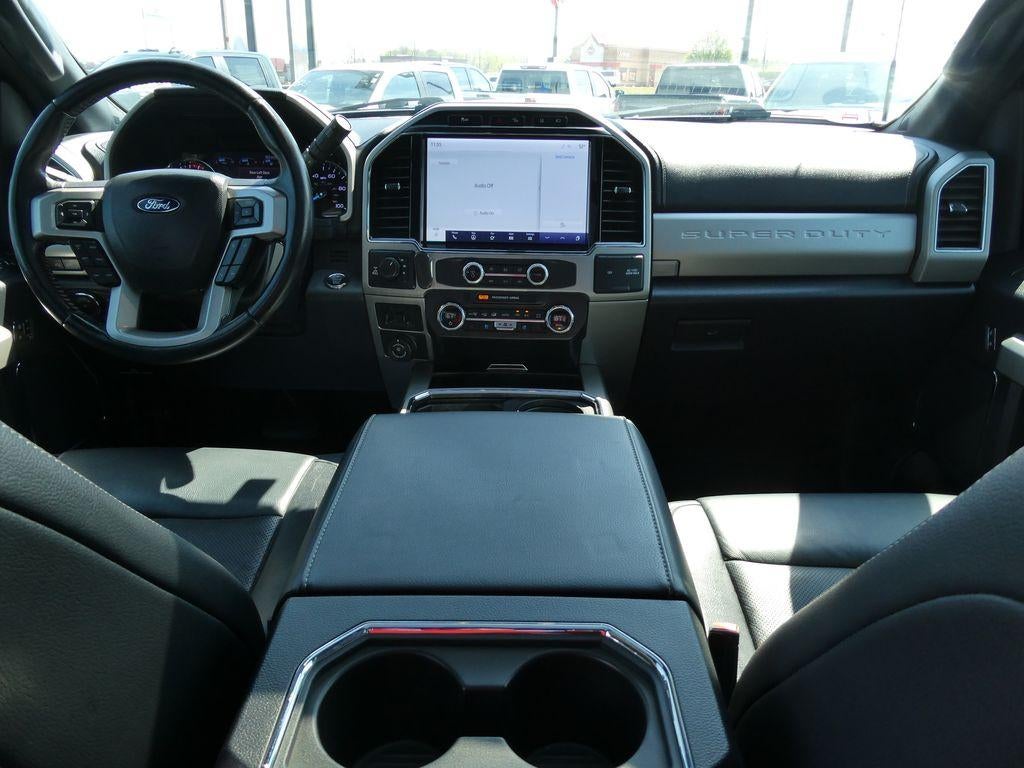 2022 Ford Super Duty F-250 SRW LARIAT 4WD Crew Cab 6.75' Box