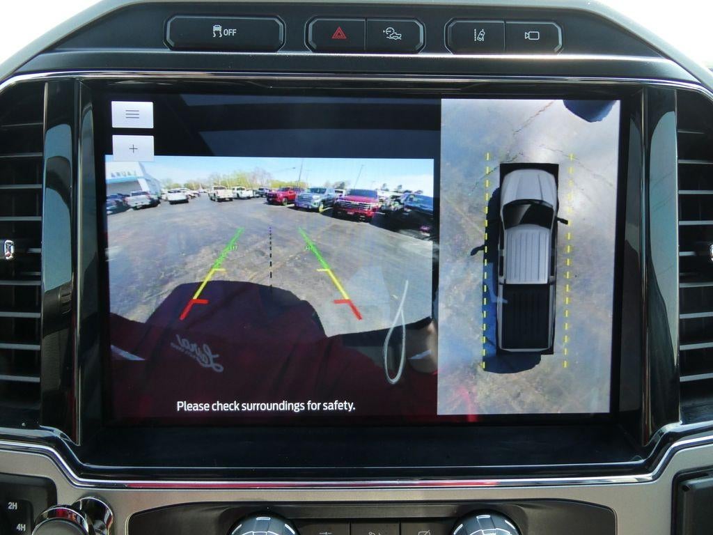 2022 Ford Super Duty F-250 SRW LARIAT 4WD Crew Cab 6.75' Box