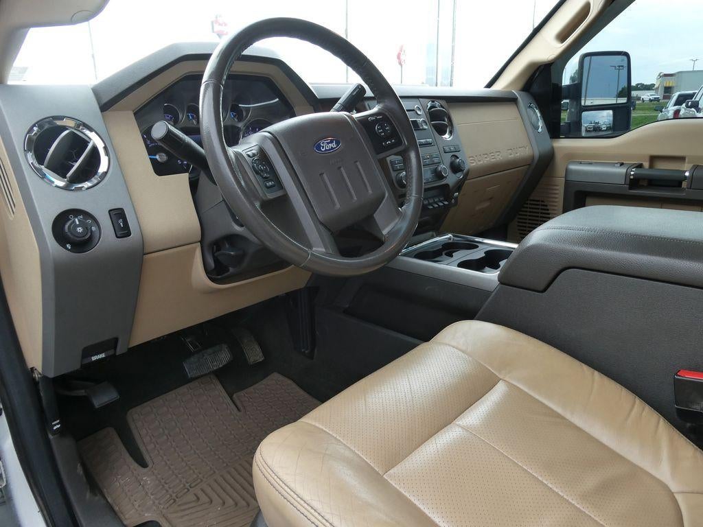 2012 Ford Super Duty F-250 SRW 4WD Crew Cab 6-3/4 Ft Box Lariat