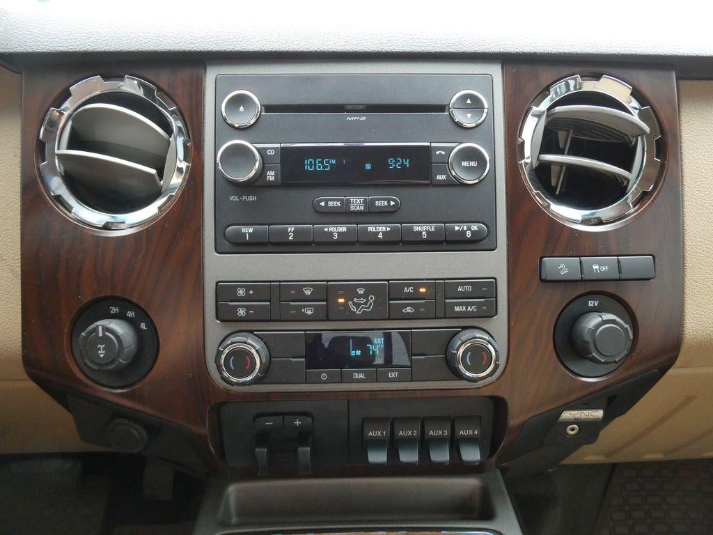2012 Ford Super Duty F-250 SRW 4WD Crew Cab 6-3/4 Ft Box Lariat