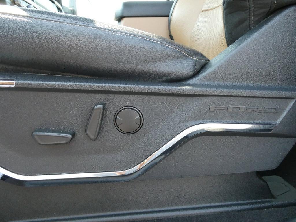 2024 Ford Super Duty F-250 SRW LARIAT 4WD Crew Cab 6.75' Box
