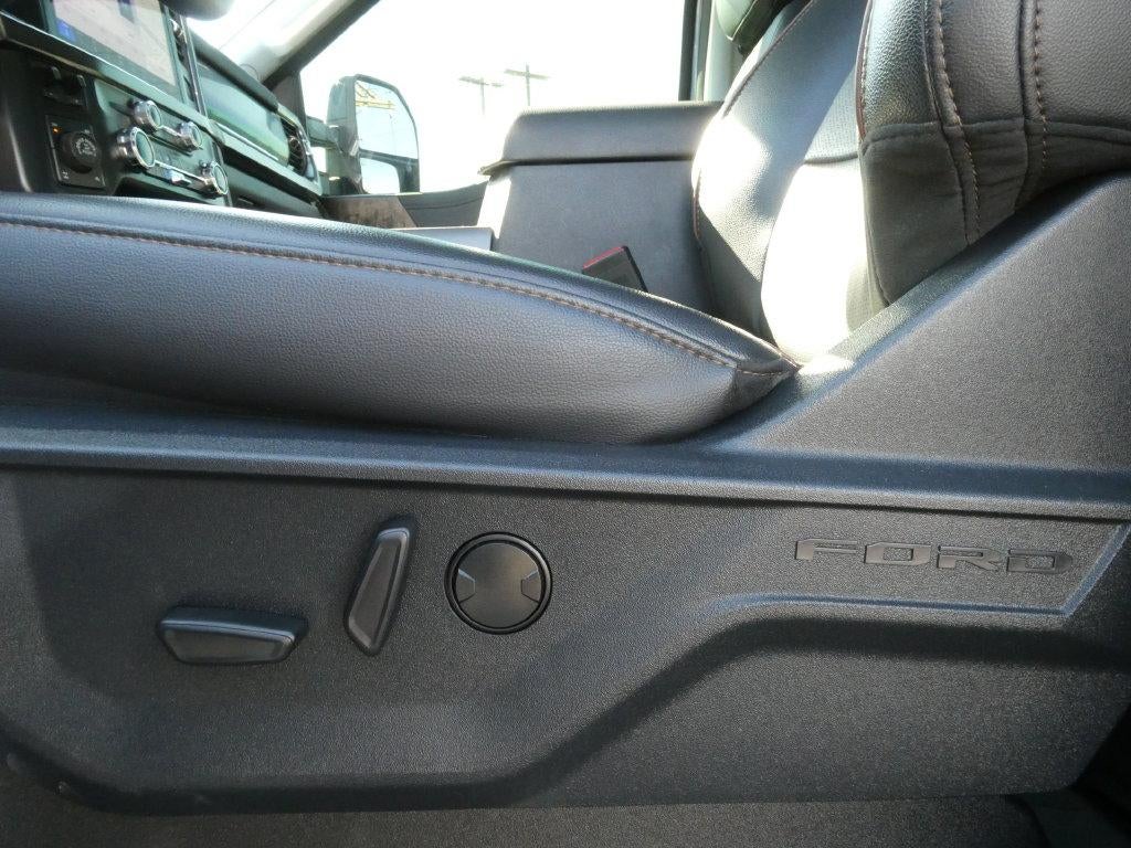 2025 Ford Super Duty F-250 SRW LARIAT 4WD Crew Cab 6.75' Box