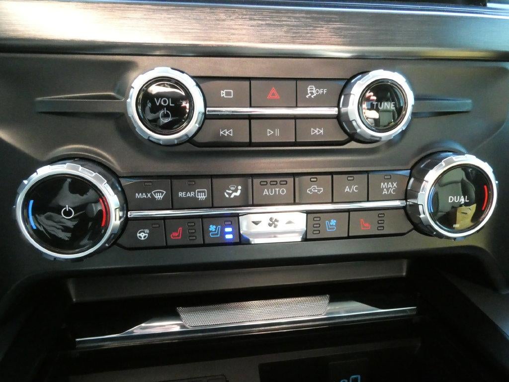 2025 Ford Super Duty F-250 SRW LARIAT 4WD Crew Cab 6.75' Box