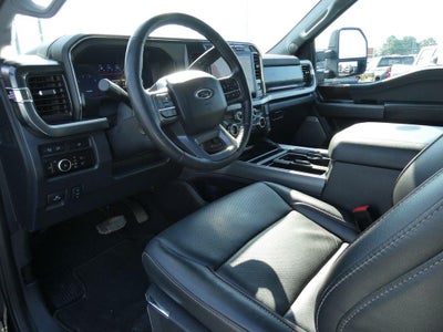 2024 Ford Super Duty F-250 SRW LARIAT 4WD Crew Cab 6.75' Box
