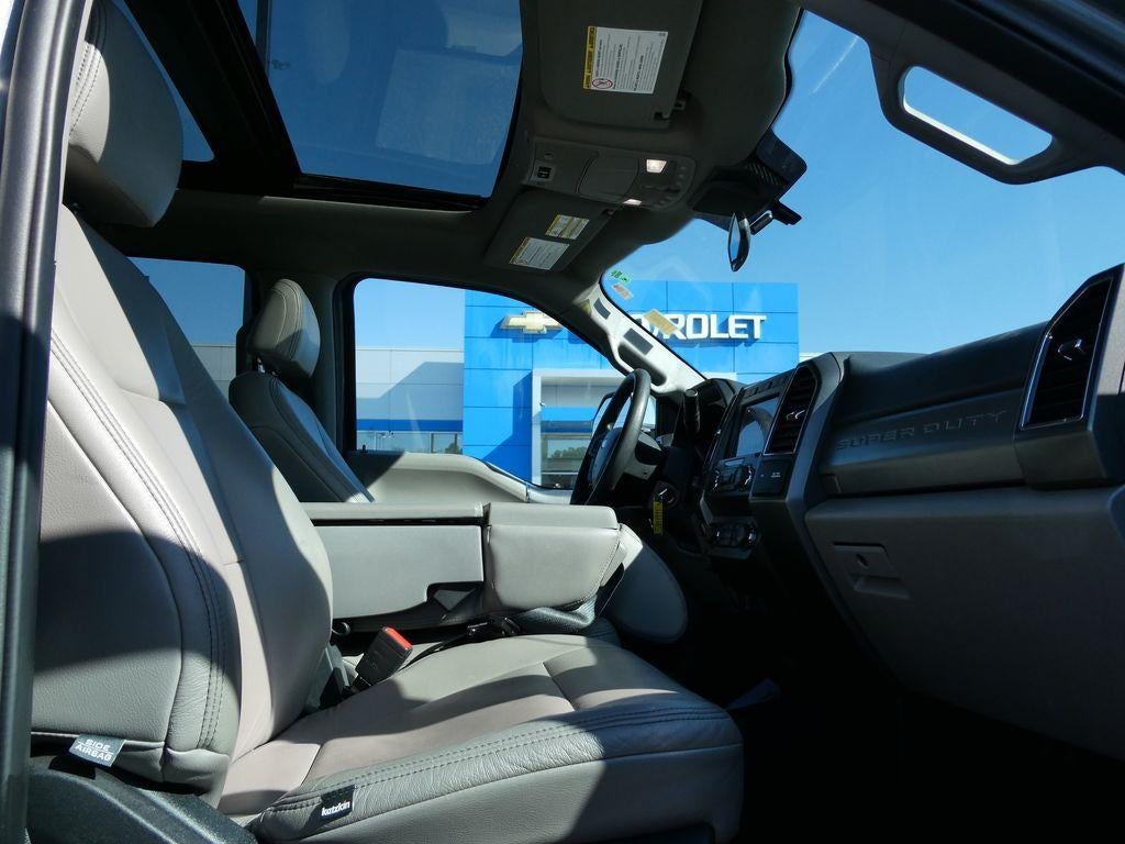 2021 Ford Super Duty F-250 SRW XLT 4WD Crew Cab 6.75' Box