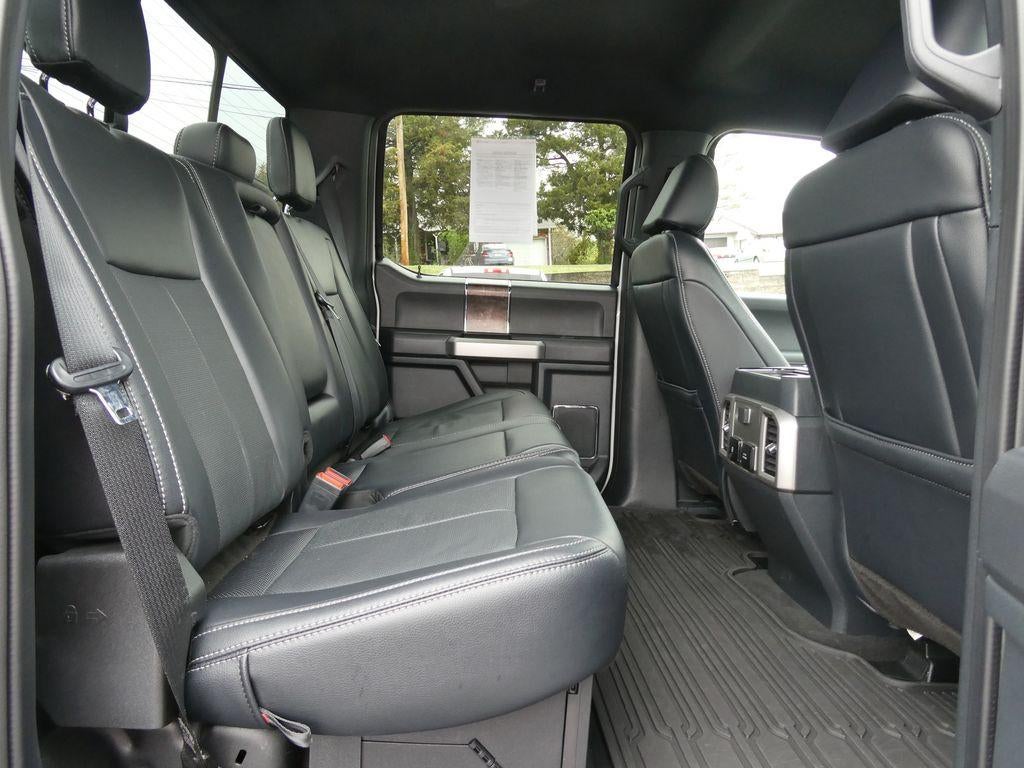 2022 Ford Super Duty F-350 SRW LARIAT 4WD Crew Cab 6.75' Box