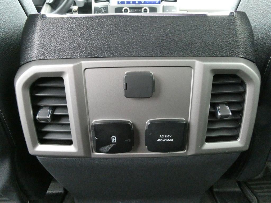 2022 Ford Super Duty F-350 SRW LARIAT 4WD Crew Cab 6.75' Box