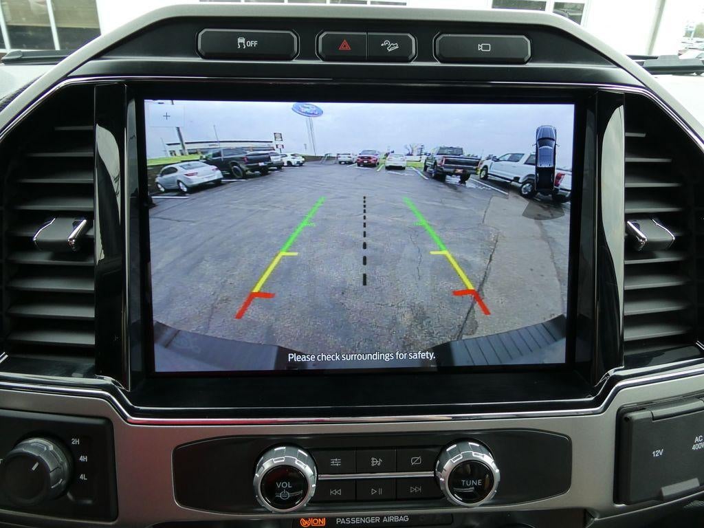 2022 Ford Super Duty F-350 SRW LARIAT 4WD Crew Cab 6.75' Box