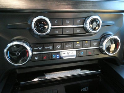 2024 Ford Super Duty F-350 SRW LARIAT 4WD Crew Cab 6.75' Box