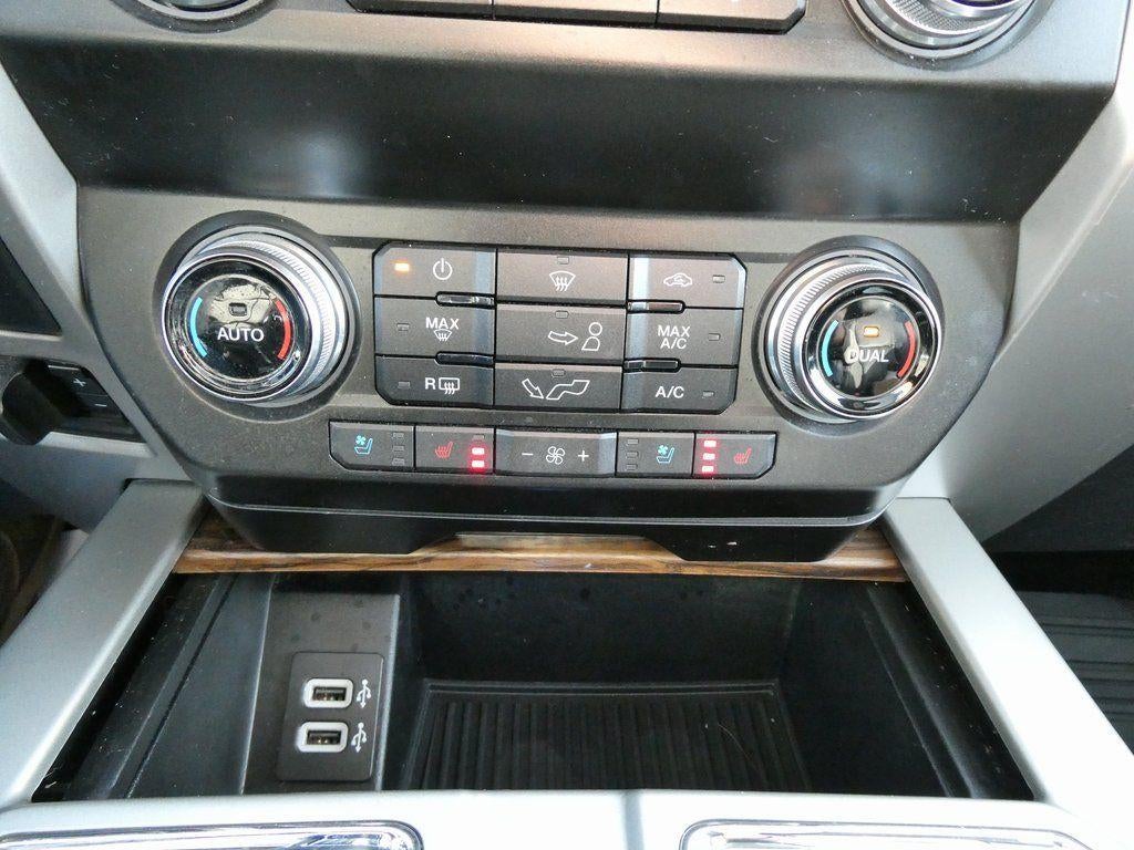 2019 Ford F-150 LARIAT 4WD SuperCrew 5.5' Box