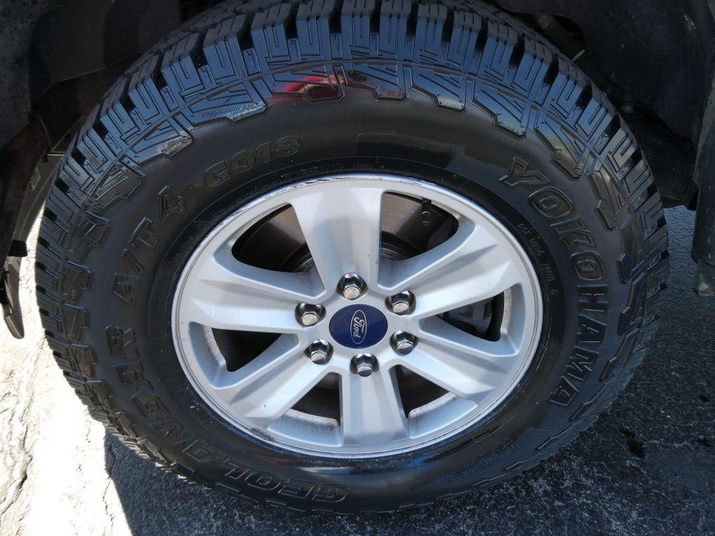 2015 Ford F-150 4WD SuperCrew 5-1/2 Ft Box XLT