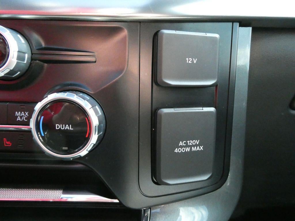 2023 Ford F-150 LARIAT 4WD SuperCrew 5.5' Box