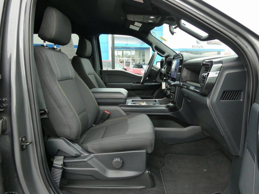 2025 Ford F-150 STX 4WD SuperCrew 5.5' Box