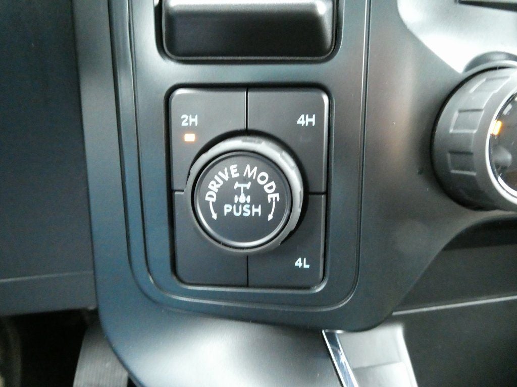 2025 Ford F-150 STX 4WD SuperCrew 5.5' Box