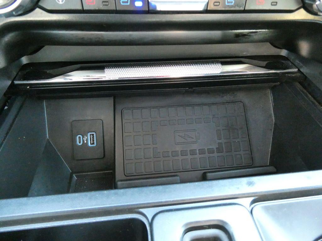 2022 Ford F-150 LARIAT 4WD SuperCrew 5.5' Box