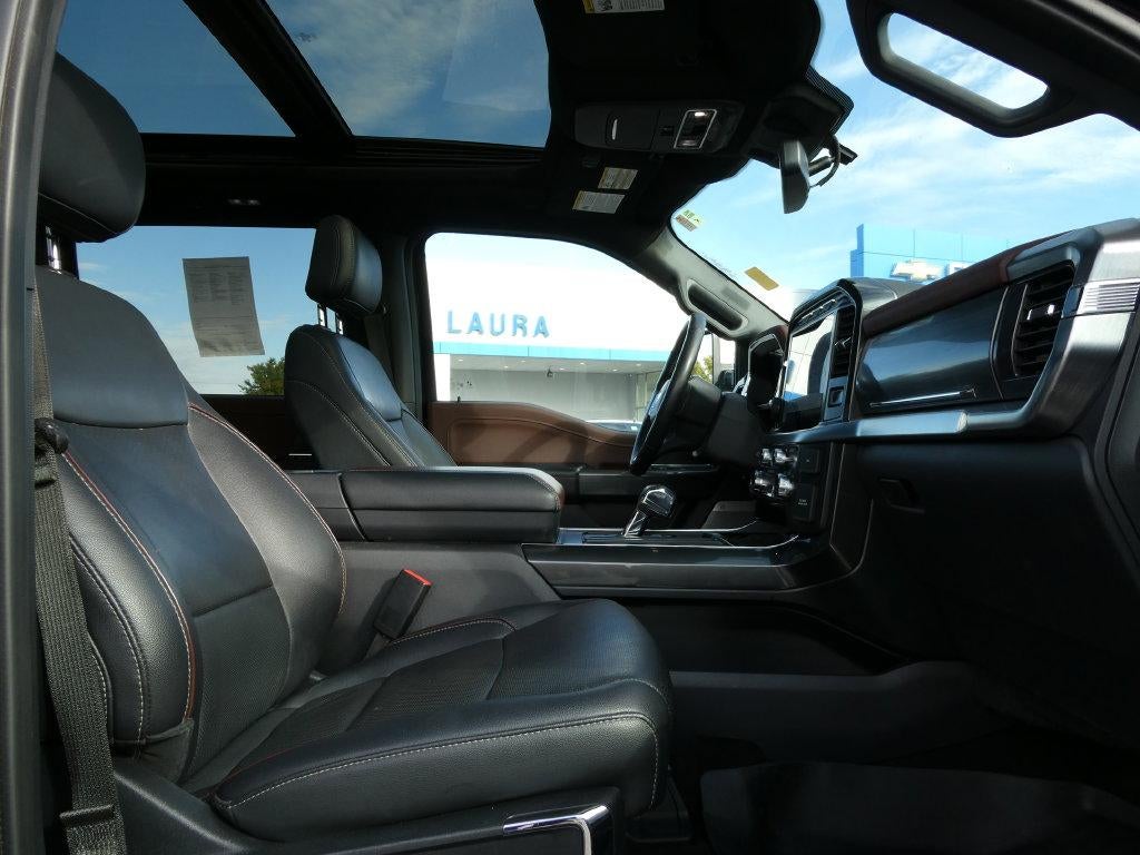 2022 Ford F-150 LARIAT 4WD SuperCrew 5.5' Box
