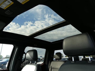 2022 Ford F-150 LARIAT 4WD SuperCrew 5.5' Box