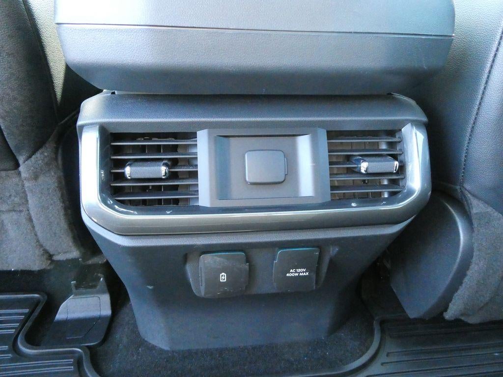 2023 Ford F-150 LARIAT 4WD SuperCrew 5.5' Box