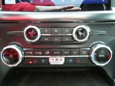 2023 Ford F-150 Platinum 4WD SuperCrew 5.5' Box