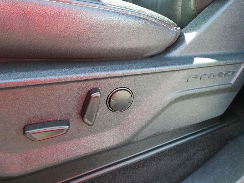 2025 Ford F-150 LARIAT 4WD SuperCrew 5.5' Box