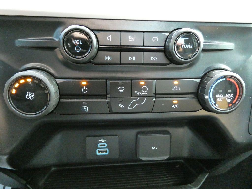 2024 Ford Super Duty F-250 SRW XL 4WD Reg Cab 8' Box