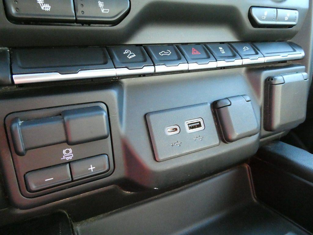 2022 Chevrolet Silverado 1500 LTD Crew Cab Short Box 4-Wheel Drive LT Trail Boss