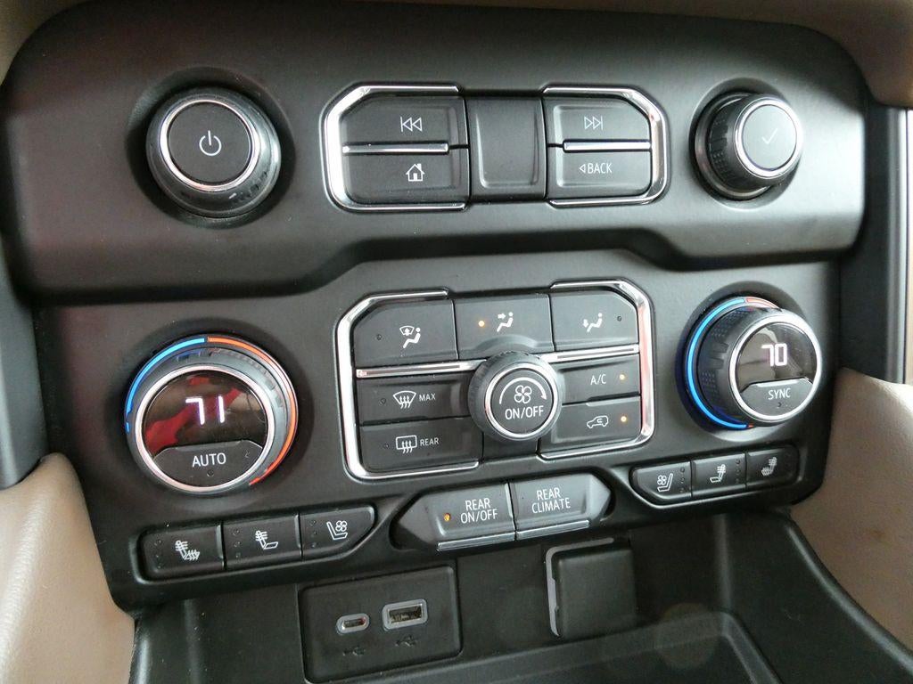 2021 Chevrolet Suburban 4WD High Country