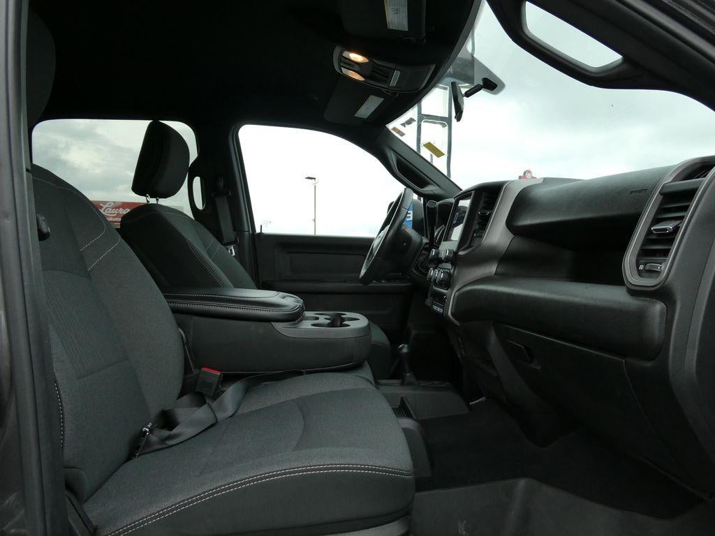 2021 RAM 2500 Tradesman 4x4 Crew Cab 6'4" Box