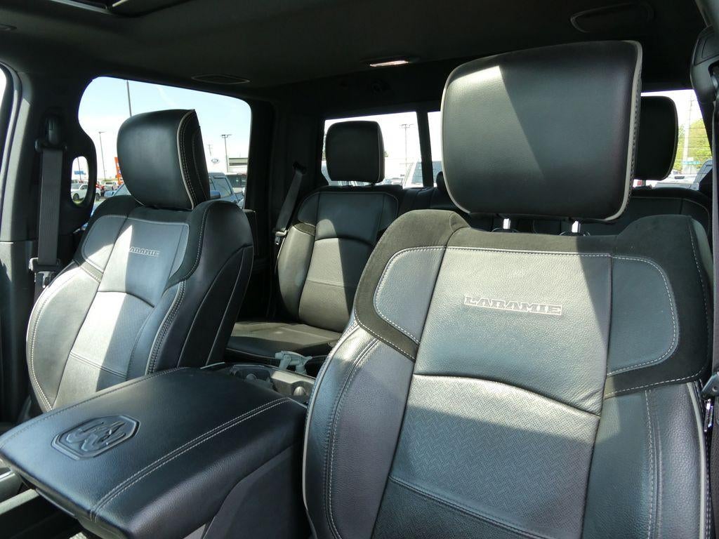 2020 RAM 2500 Laramie 4x4 Crew Cab 6'4" Box