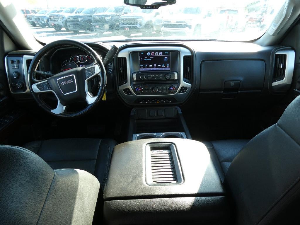 2018 GMC Sierra 1500 Crew Cab Short Box 4-Wheel Drive SLT