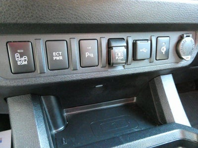 2022 Toyota Tacoma 4WD 4WD SR Double Cab 5' Bed V6 AT (GS)