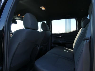 2019 Toyota Tacoma 4WD 4WD TRD Off Road Double Cab 5' Bed V6 MT (Natl)