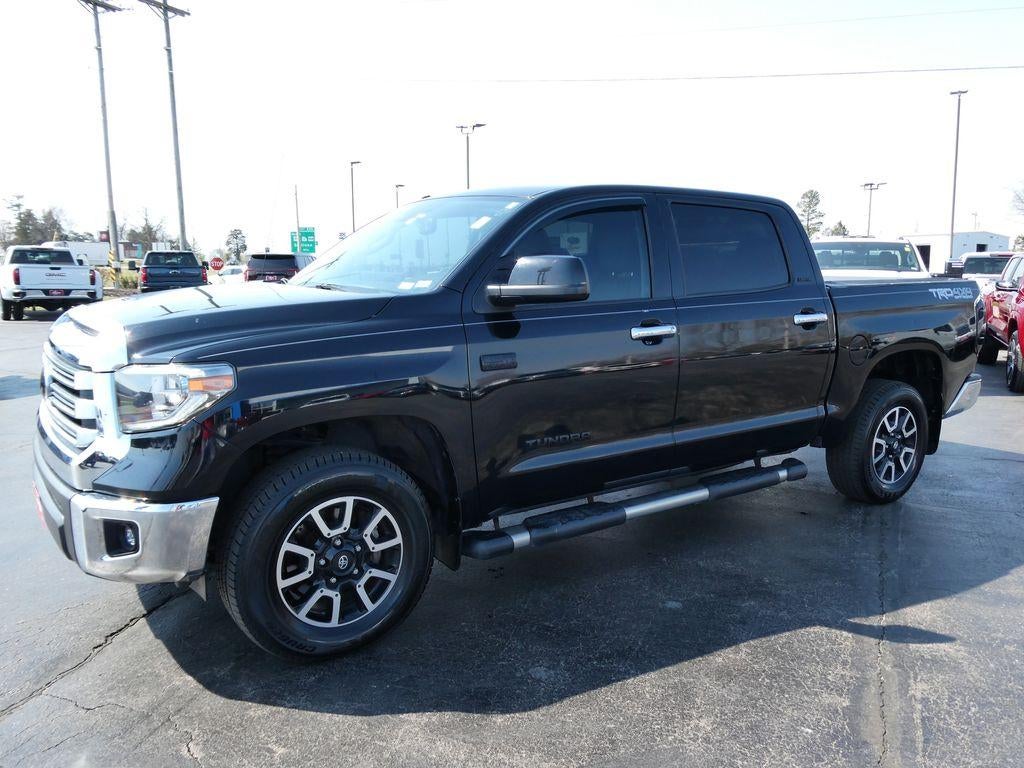 2018 Toyota Tundra 4WD 4WD Limited CrewMax 5.5' Bed 5.7L FFV (SE)