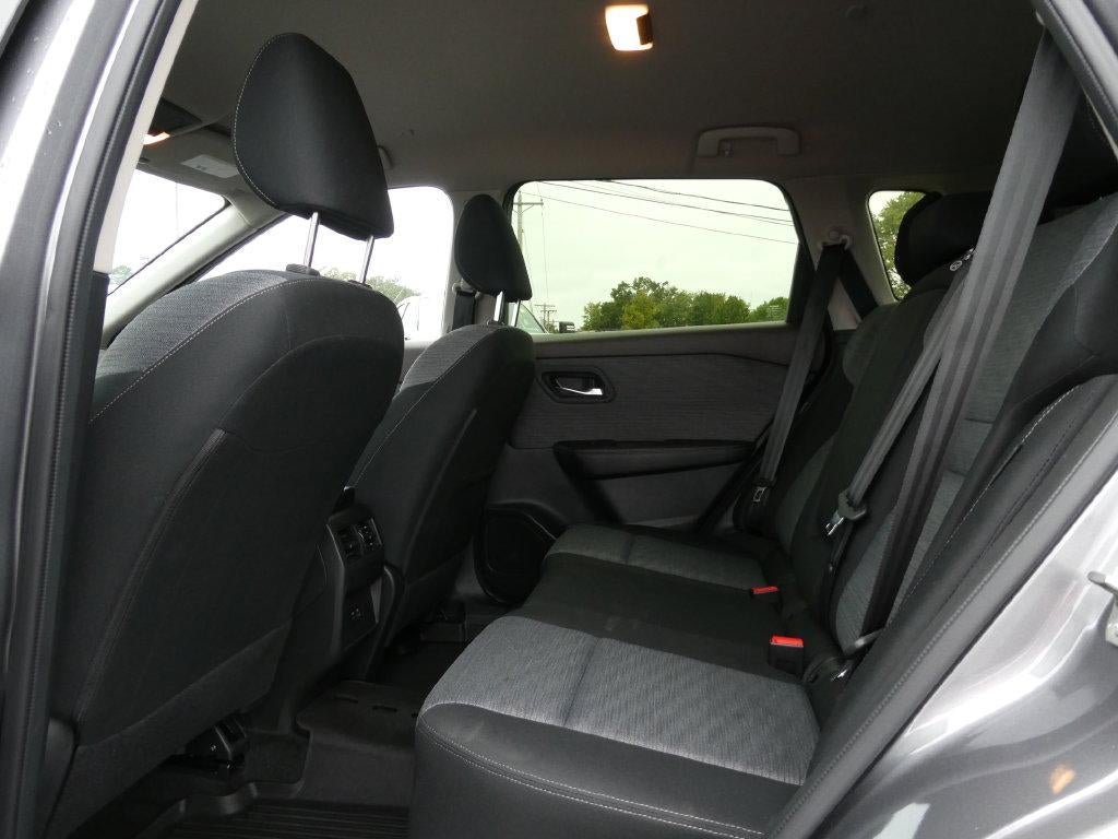 2023 Nissan Rogue FWD SV
