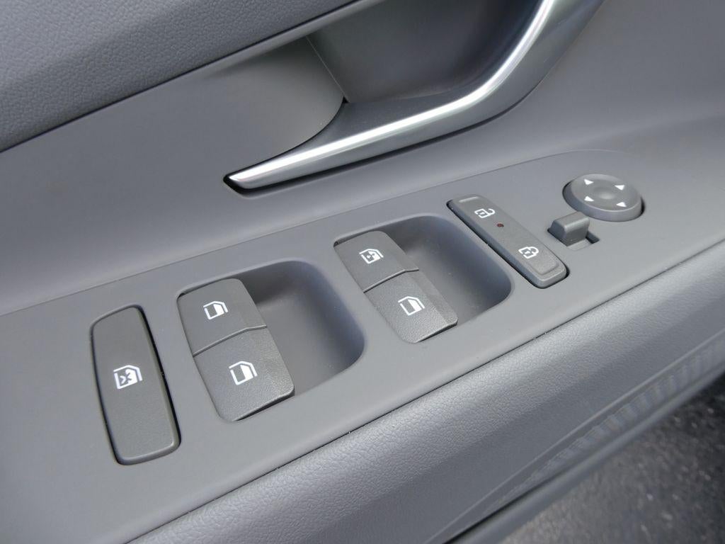 2025 Hyundai ELANTRA SEL Sport IVT