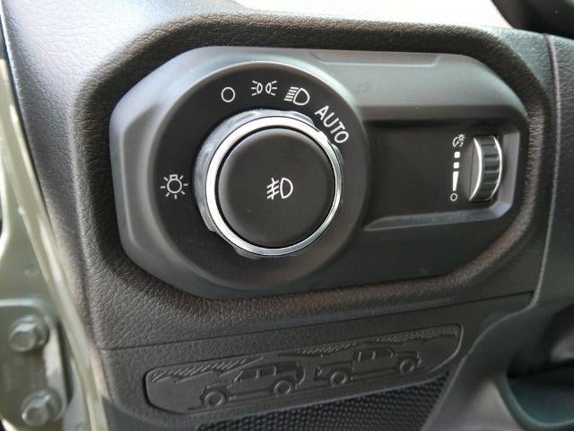 2025 Jeep Wrangler 4-Door Willys 4x4