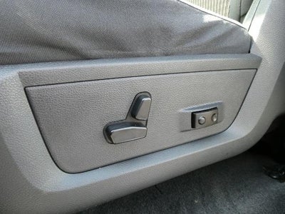2012 RAM 1500 4WD Crew Cab 5.7 Ft Box Big Horn