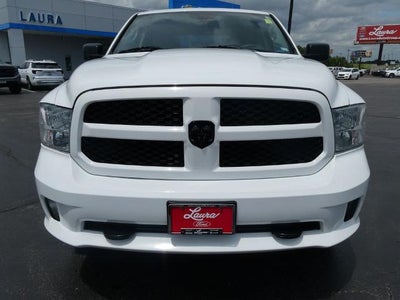 2014 RAM 1500 4WD Crew Cab 5.7 Ft Box Express