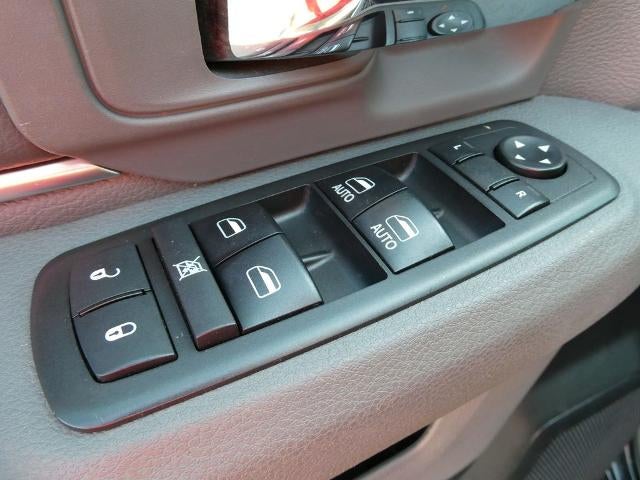 2017 RAM 1500 Big Horn Crew Cab 4x4 5'7' Box
