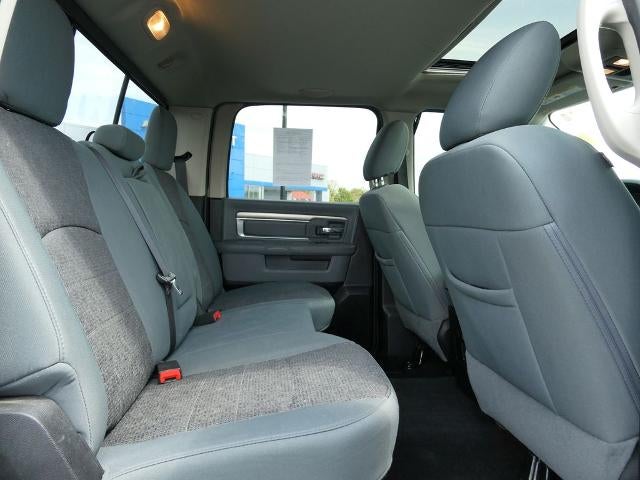 2018 RAM 1500 Big Horn Crew Cab 4x4 6'4' Box