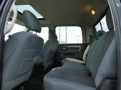 2018 RAM 1500 Big Horn Crew Cab 4x4 6'4' Box