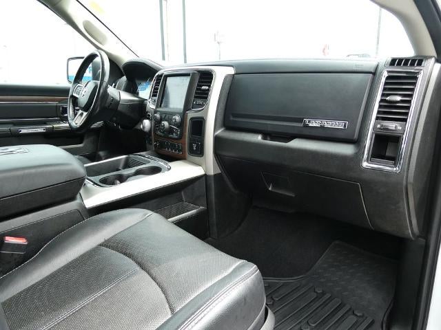 2018 RAM 1500 Laramie Crew Cab 4x4 6'4' Box