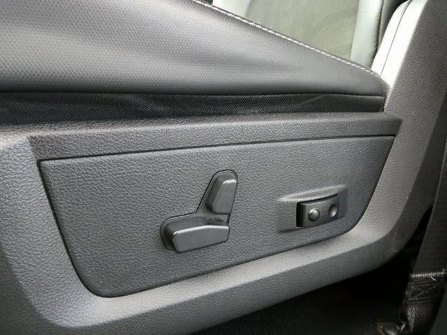 2018 RAM 1500 Rebel Crew Cab 4x4 5'7' Box