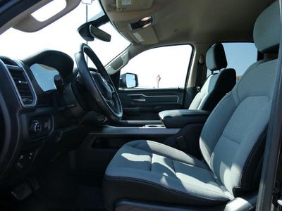 2020 RAM 1500 Big Horn Quad Cab 4x4 6'4' Box