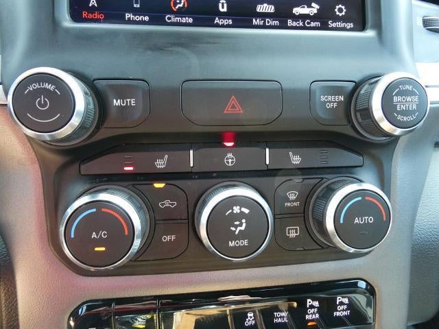 2020 RAM 1500 Big Horn 4x4 Crew Cab 5'7" Box
