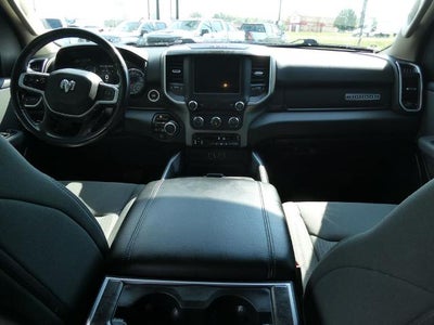 2020 RAM 1500 Big Horn Crew Cab 4x4 5'7' Box