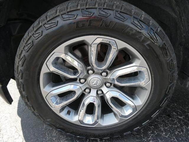 2021 RAM 1500 Laramie Crew Cab 4x4 5'7' Box